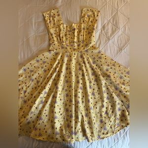 Unique Vintage - Yellow & Purple Floral Print Swing Dress - L/10-12